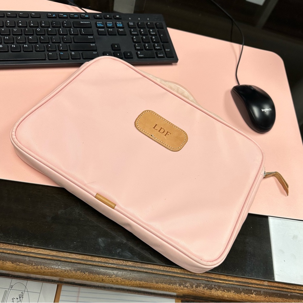 Jon Hart Design 15” laptop case in rose EUC